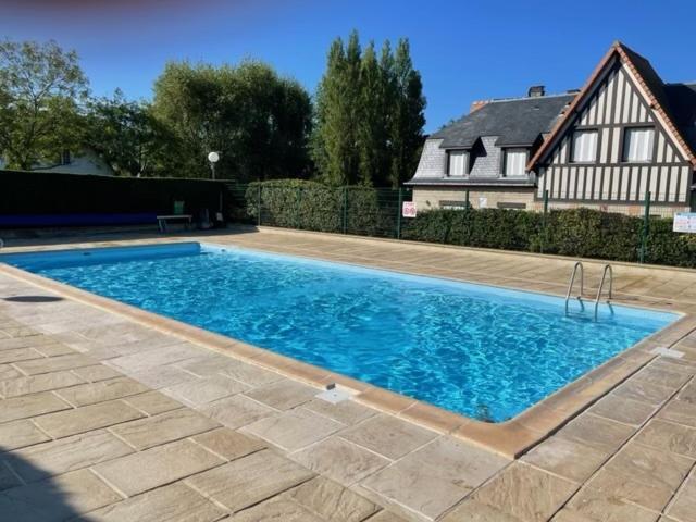 La Vigie Spacieux, Lumineux, Piscine Довіль Екстер'єр фото